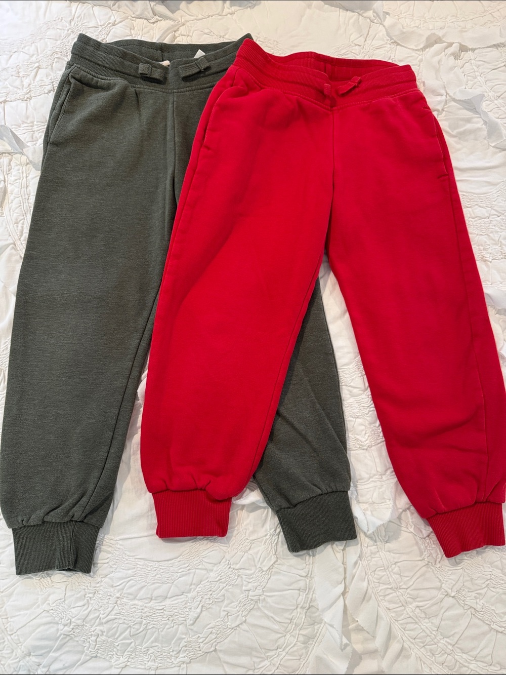 H&M ⭐️ VGUC 7 pairs Boys Sweatpants size 6-7 - Picture 3 of 5